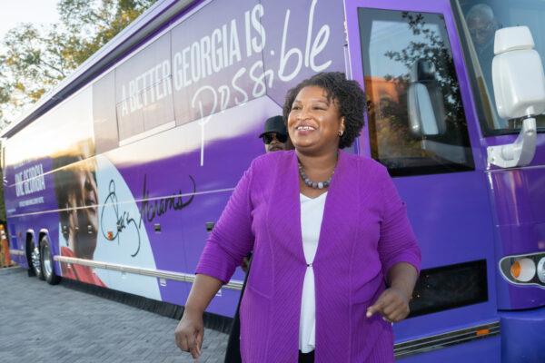 Georgia Democratic gubernatorial candidate Stacey Abrams arrives for a campaign event as early voting begins in Jonesboro, Ga. on Oct. 18, 2022. (Megan Varner/Getty Images)