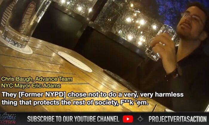 New York Mayor Fires Aide Who Disparaged Police, Mayor