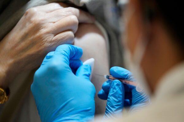 Study Finds Signs of Heart Injury in Asymptomatic Vaccinated People