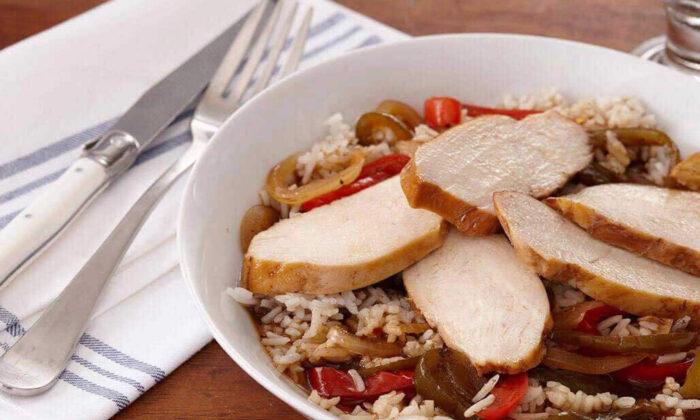 Easy Slow Cooker Chicken Recipe Takes Just 5 Minutes to Prep