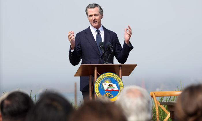 Newsom Says He’s Not Eyeing Oval Office Despite Shots at GOP Presidential Contenders