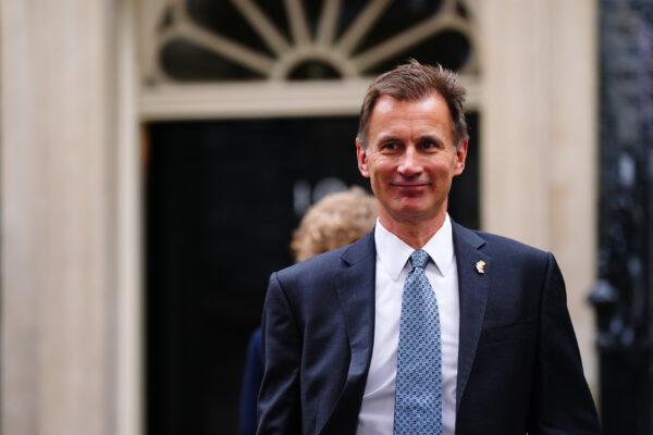 Chancellor of the Exchequer Jeremy Hunt, leaves Downing Street following the first Cabinet meeting with Rishi Sunak as prime minister, in London on Oct. 26, 2022. (Victoria Jones/PA)
