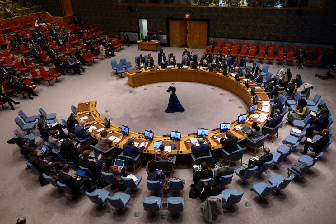 Russia Tells UN Ukraine Plans ‘Dirty Bomb,’ West Dismisses Allegation