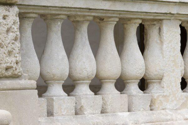 The rustication around the front arches gives emphasis to the more refined architectural elements such as the curved balusters shown here. (<a href="https://www.shutterstock.com/g/MDP75">PHOTOMDP</a>/<a href="https://www.shutterstock.com/image-photo/bagnolo-di-lonigo-italy-may-2-280539434">Shutterstock</a>)