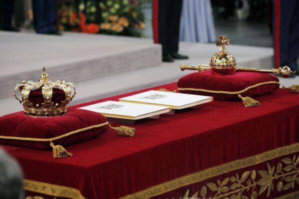 The regalia (Crown, Sceptre, Globus Cruciger and Sword of State) lie on the credence-table prior to the inauguration of King Willem-Alexander at Nieuwe Kerk or New Church in Amsterdam on April 30, 2013. (Peter Dejong/POOL/AFP via Getty Images)