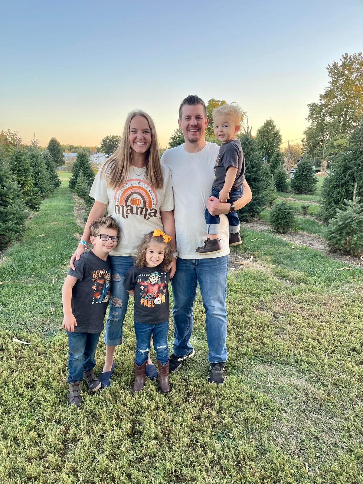 Rebekah Van Scoy, her husband Taylor, and the three children. (Courtesy of <a href="https://www.instagram.com/rebekahsfamily/">Rebekah Van Scoy</a>)