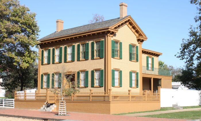 The Lincoln Homestead in Springfield, Illinois: Humble Home of a President