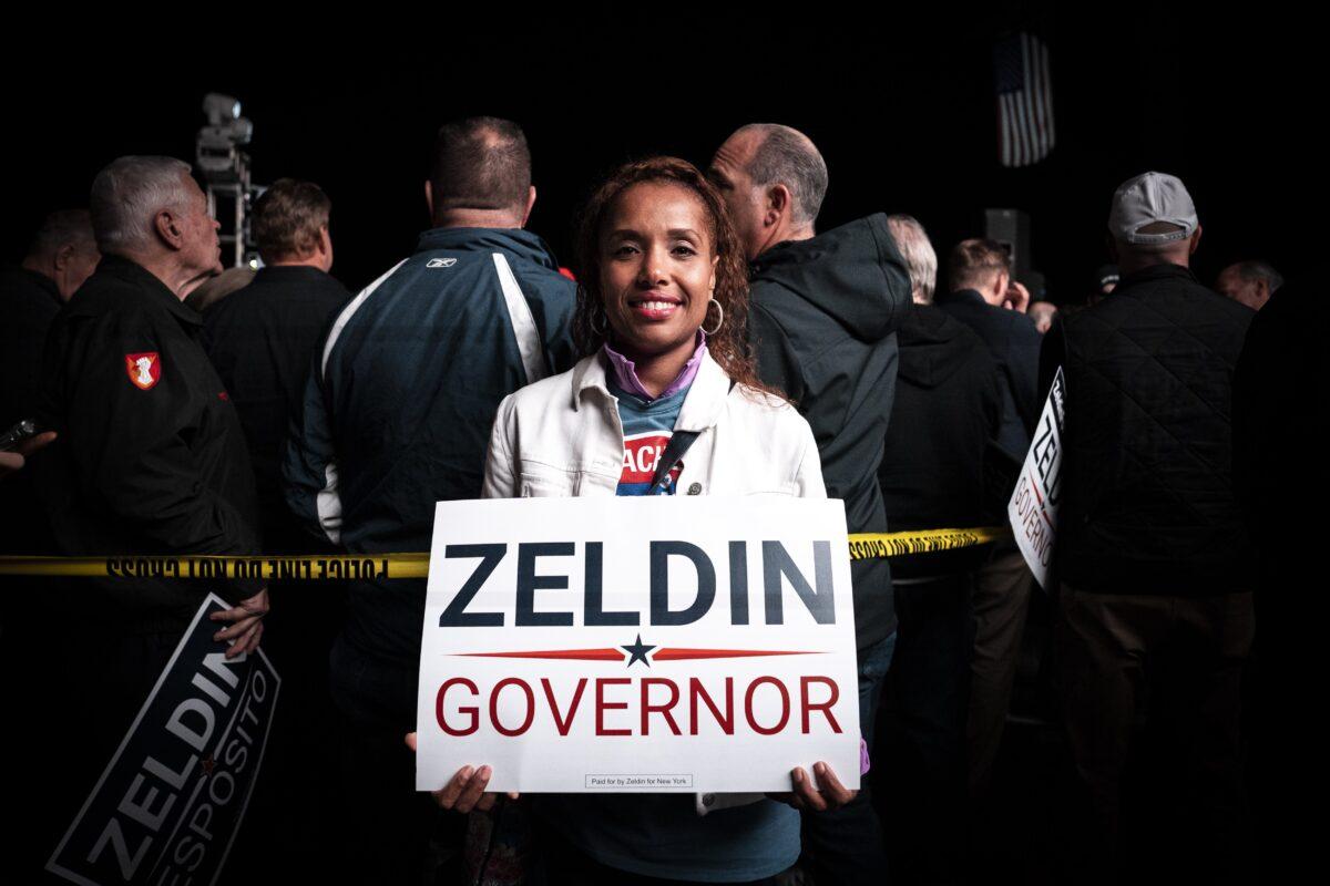  Orline Borno at a Rally in support of New York Republican gubernatorial nominee Rep. Lee Zeldin (R-N.Y.) in Hauppauge, N.Y., on Oct. 29, 2022. (Chung I Ho/The Epoch Times)