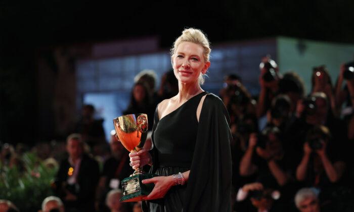 Cate Blanchett Wins Best Actress at Golden Globes