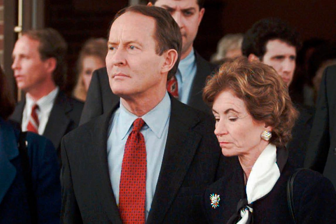 Wife of Former US Sen. Lamar Alexander Dies at Age 77