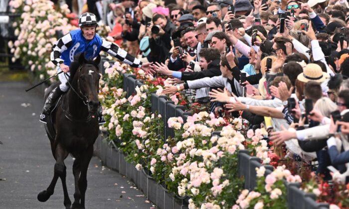 Gold Trip Claims the 2022 Melbourne Cup