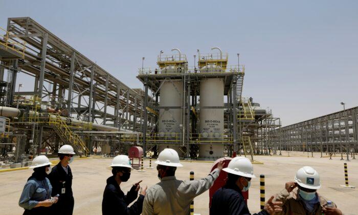 Oil Giant Saudi Aramco Has $42.4 Billion Profit in 3rd Quarter