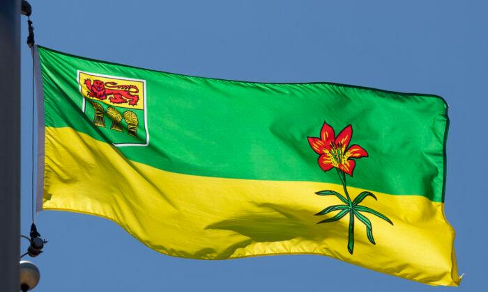 Saskatchewan Government to Require Schools to Fly Provincial Flag