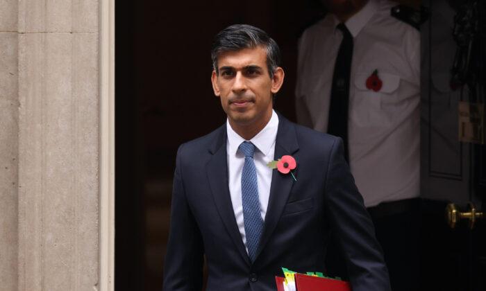 Sunak Says UK’s Illegal Immigrant Crisis Is ‘Serious and Escalating Problem’
