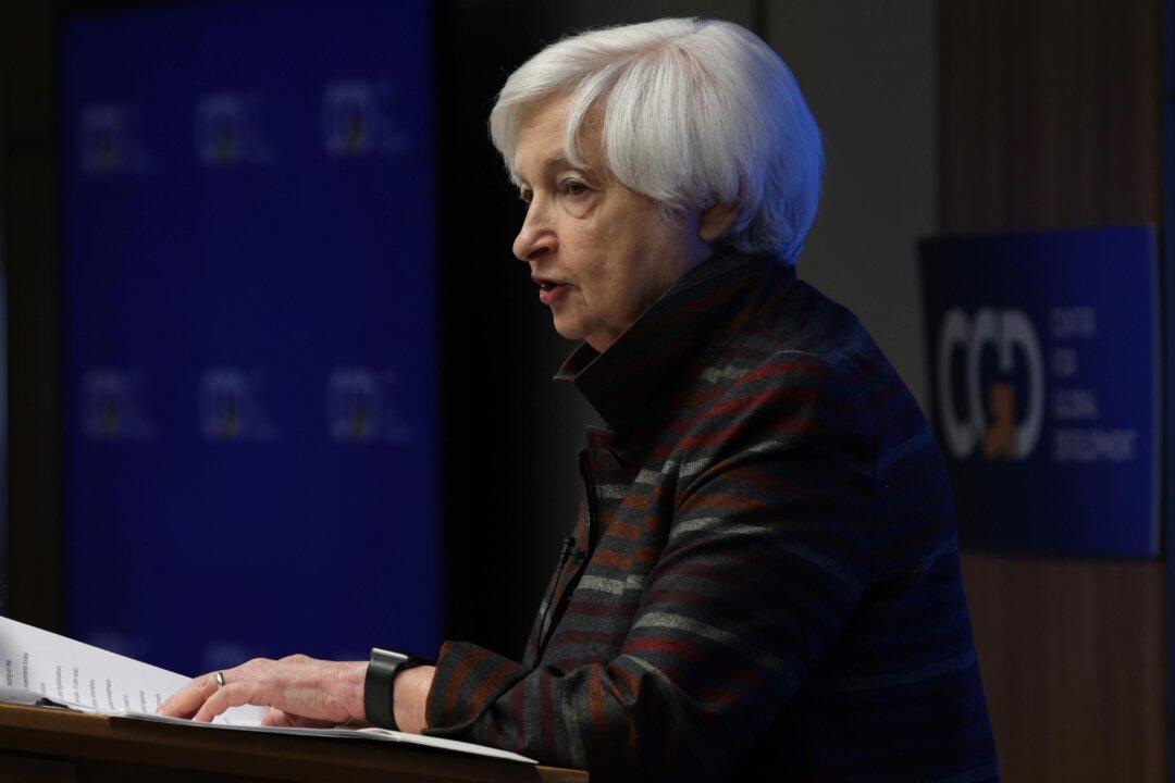 Yellen Pitches ‘Friendshoring’ to Protect Supply Chains From ‘Risky’ Countries Like China