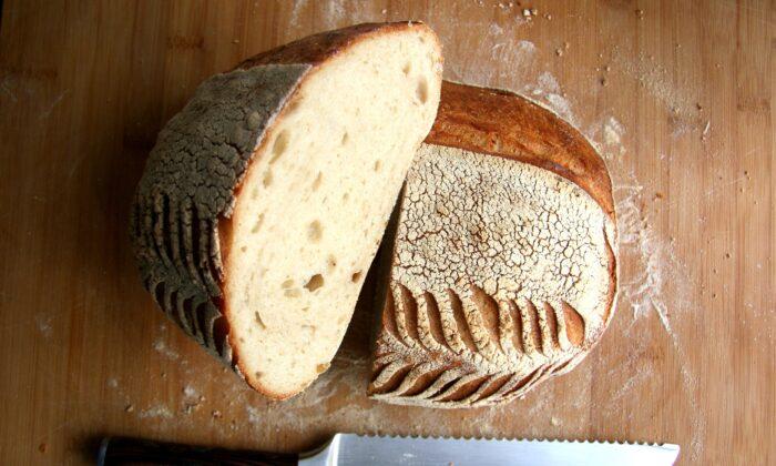 No Knead Einkorn Sourdough Bread