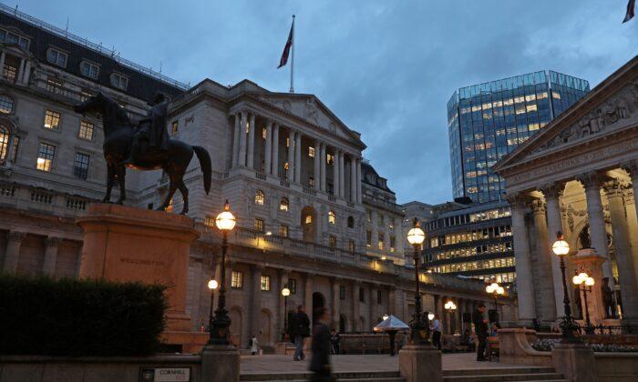UK Central Bank Raises Interest Rates to 3 Percent, Highest in 14 Years
