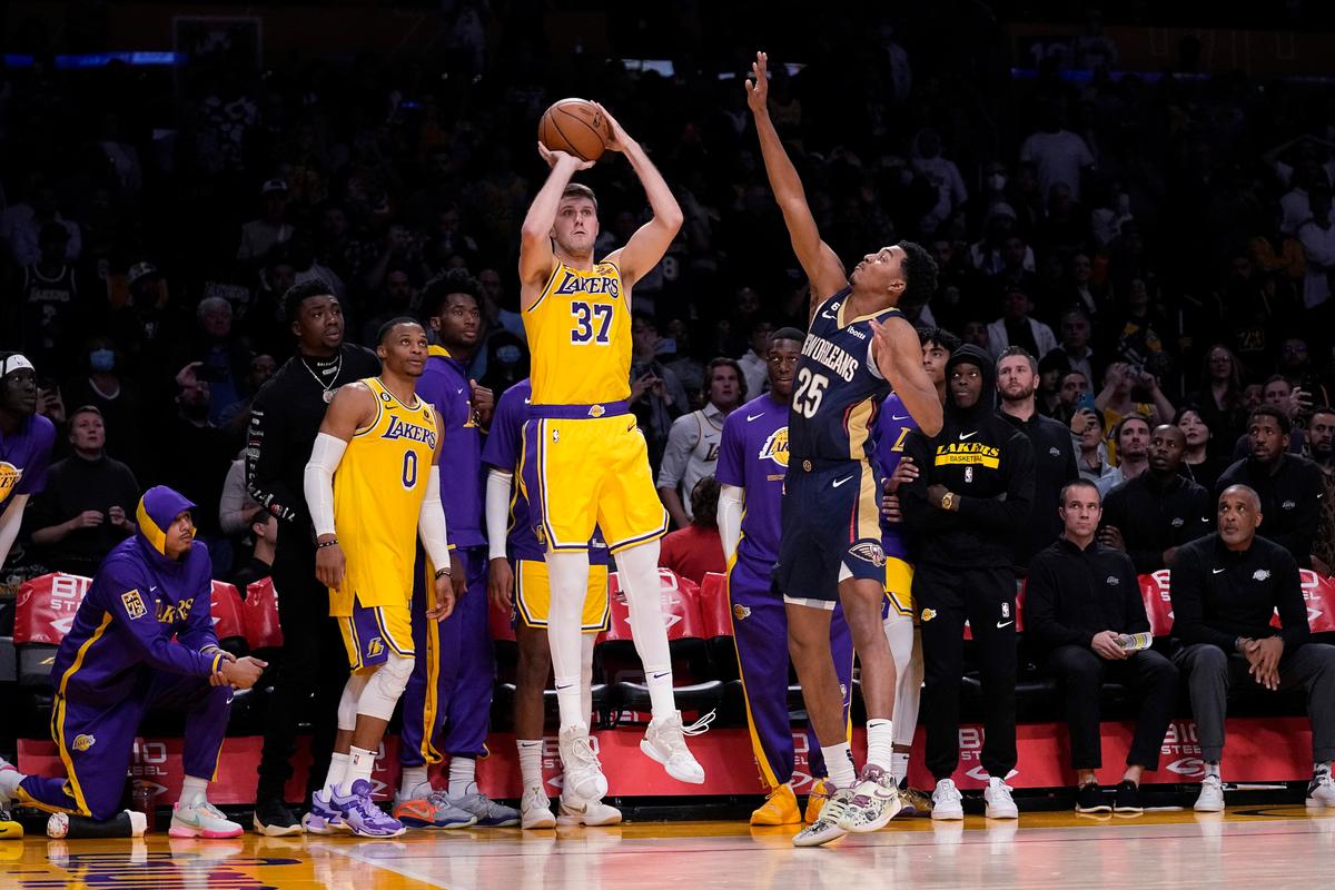 Ryan Forces OT, Lakers Rally for 120–117 Win Over Pelicans