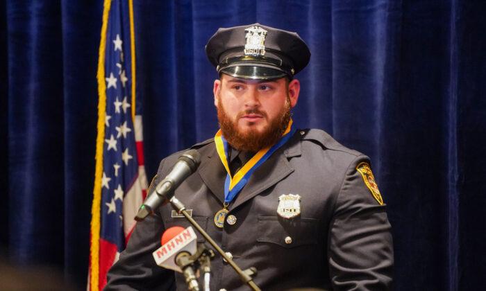 Middletown Police Officer Awarded New York State Medal of Valor