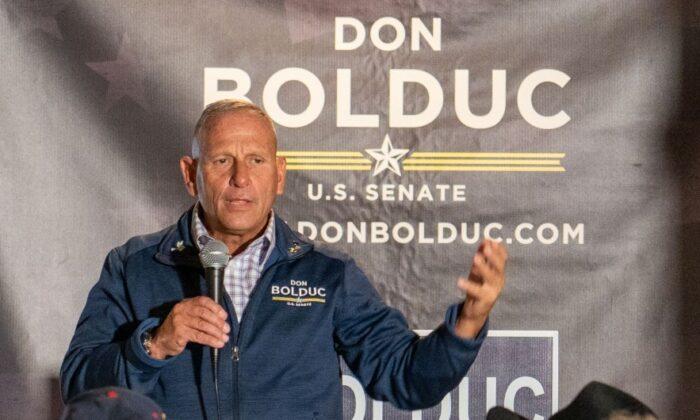 Kingston Town Hall With Republican Senate Candidate Don Bolduc in New Hampshire