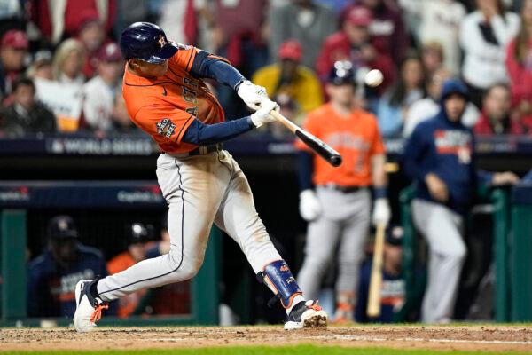 Houston Astros' Jeremy Pena hits a home run during the fourth inning in Game 5 of baseball's World Series between the Houston Astros and the Philadelphia Phillies in Philadelphia, on Nov. 3, 2022. (David J. Phillip/AP Photo)