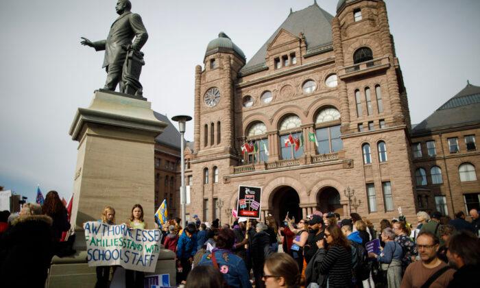 Ontario’s Lowest-Paid Education Workers to Get 4.2 Percent Salary Increase If New Deal Ratified