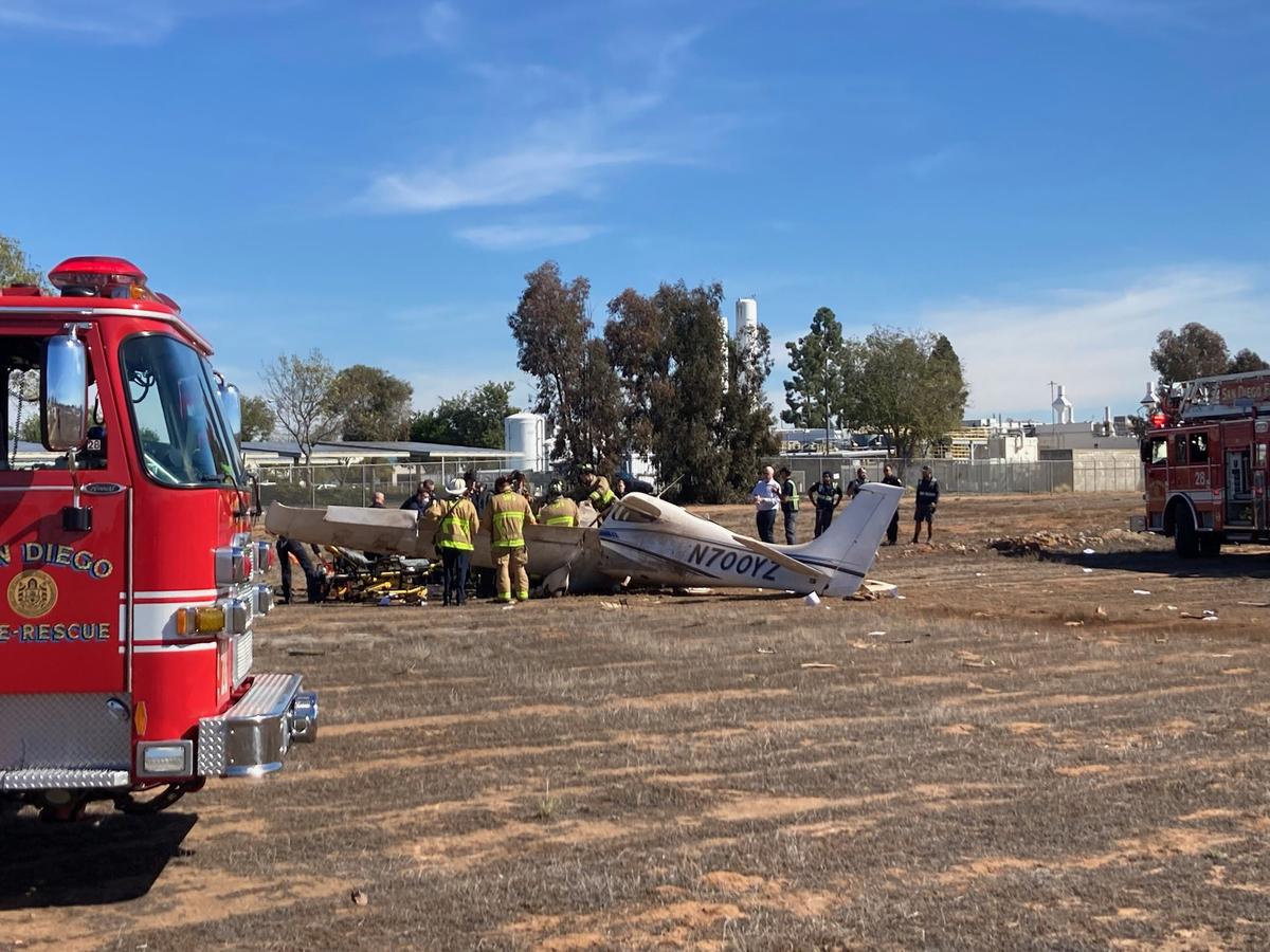 Pilot Dies in Commuter Plane Crash in San Diego