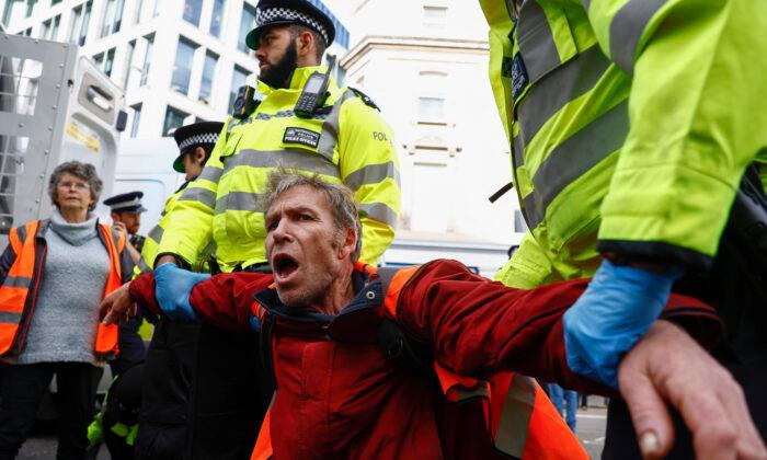 Police Get New Powers to Stop ‘Serious Disruption’ by Protesters