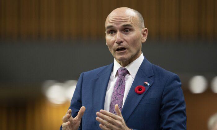 Ottawa Outlines Conditions for Increasing Provincial Health-Care Funding