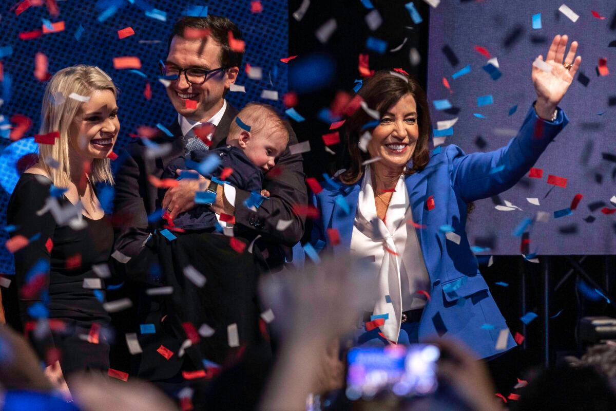 Kathy Hochul wins the election for New York Governor in New York, on Nov. 8, 2022. (Alex Kent/Getty Images)