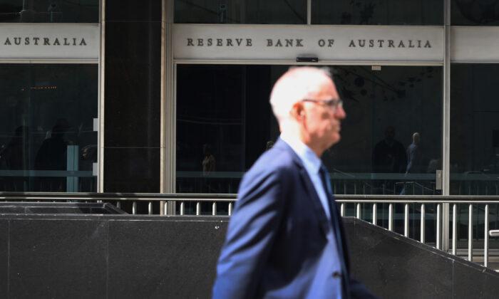 RBA Says Jobs Market Too Tight to Control Inflation
