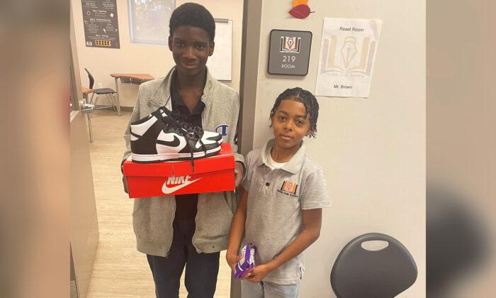 Middle School Student Sees Classmate Getting Bullied for His Shoes, Buys Him a New Pair