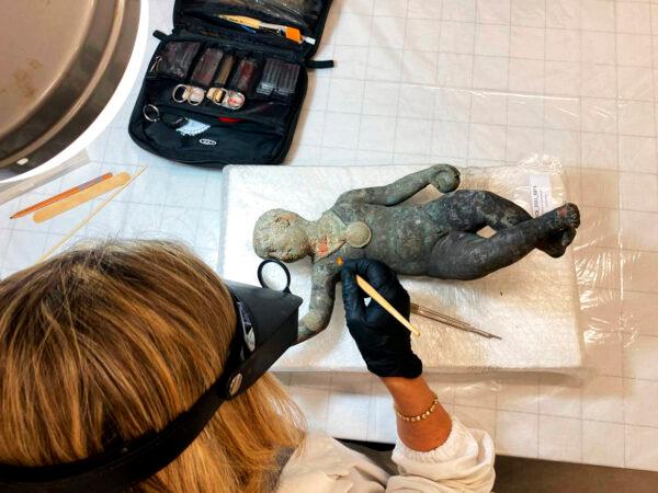 Conservators are now preserving the ancient artifacts before they go on display in a new museum in San Casciano. (Ministry of Culture, Italy)