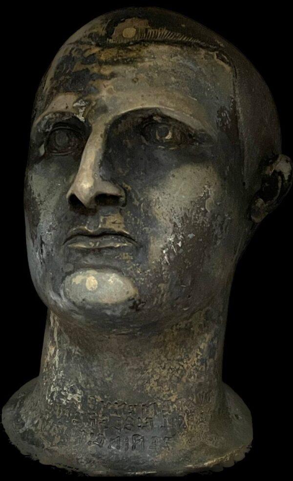 Inscriptions on some of the bronze statues can still be understood, and many name important Etruscan families. (Ministry of Culture, Italy)