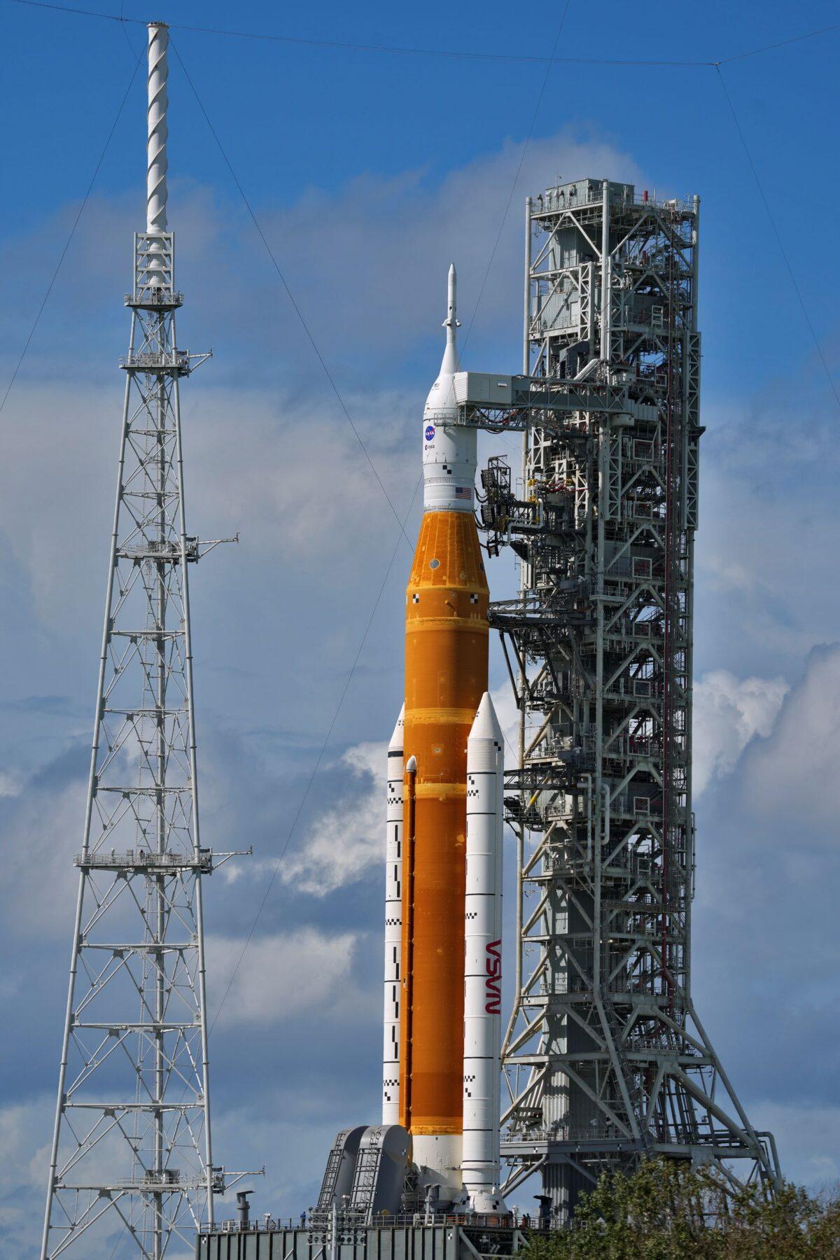 NASA's new moon rocket sits on Launch Pad 39-B in Cape Canaveral, Fla., on Nov. 11, 2022. (Chris O'Meara/AP Photo)
