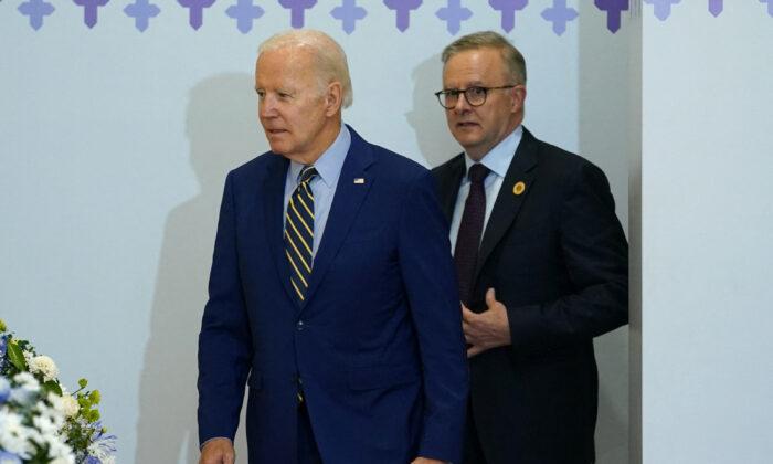 Biden Discusses Security Pact, Taiwan Strait With Australian Prime Minister