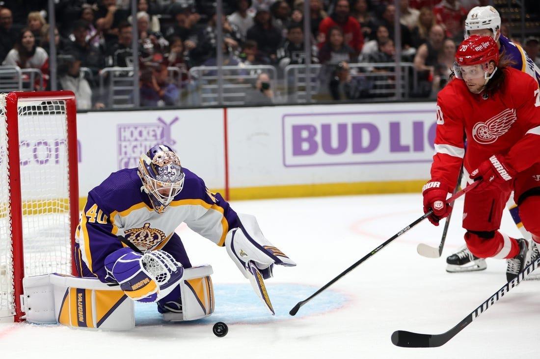 Sean Durzi Scores 2 Goals as Kings Beat Wings, Sweep Homestand