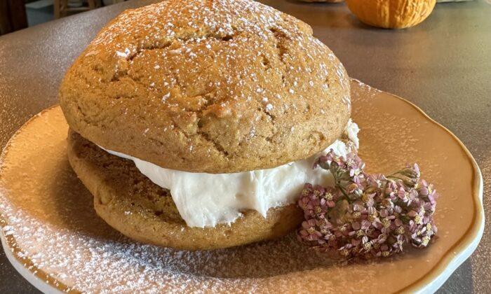 Sandwiching the Flavors of Fall in a Whoopie Pie