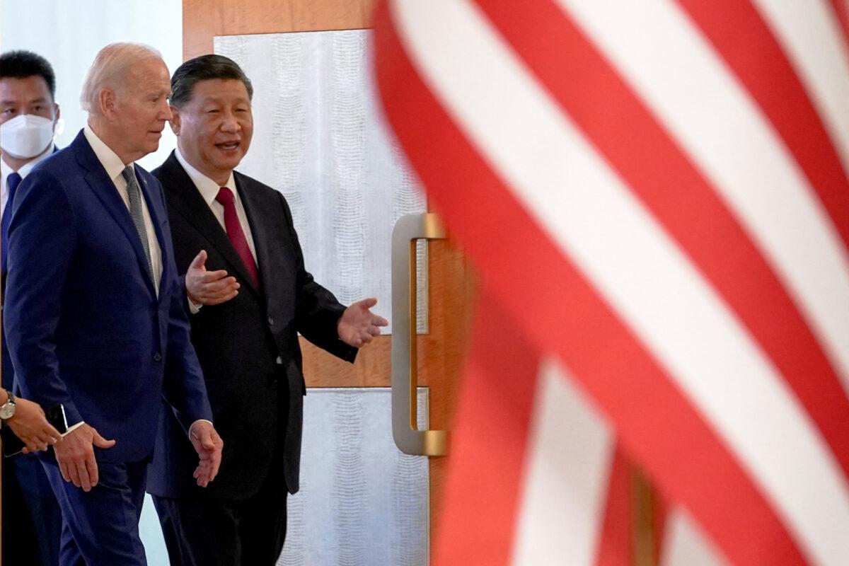 The most recent meeting between U.S. President Joe Biden and Chinese leader Xi Jinping was on the sidelines of the G-20 leaders' summit in Bali, Indonesia, on Nov. 14, 2022. (Kevin Lamarque/Reuters)