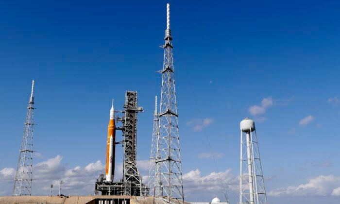 NASA’s Moon Rocket on Track for Wednesday Launch Attempt