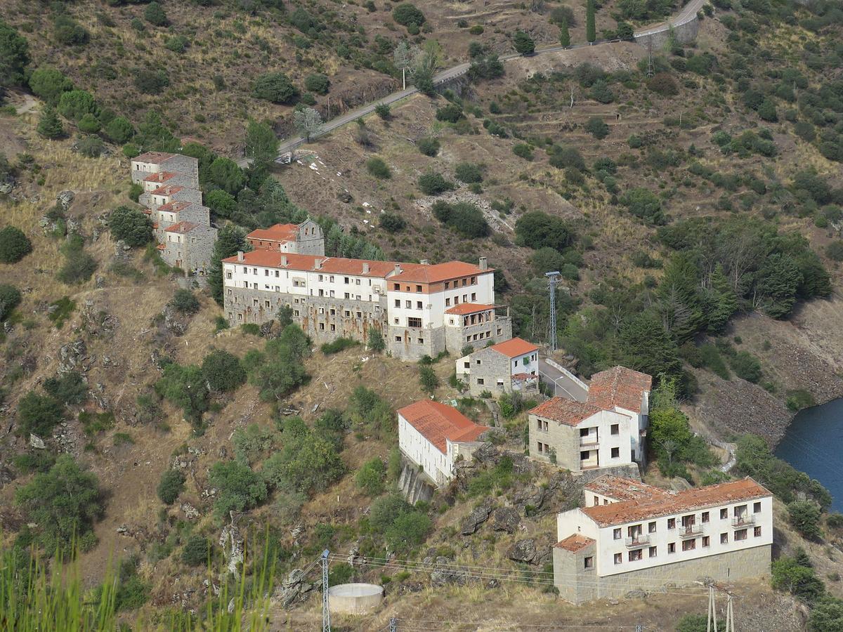 Salto de Castro, the Spanish village that was abandoned for more than three decades. (<a href="https://commons.wikimedia.org/wiki/User:Balles2601">Balles2601</a>/<a href="https://commons.wikimedia.org/wiki/Wikimedia_Commons">Wikimedia Commons</a>/<a href="https://creativecommons.org/licenses/by-sa/4.0/deed.en">CC BY-SA 4.0</a>)