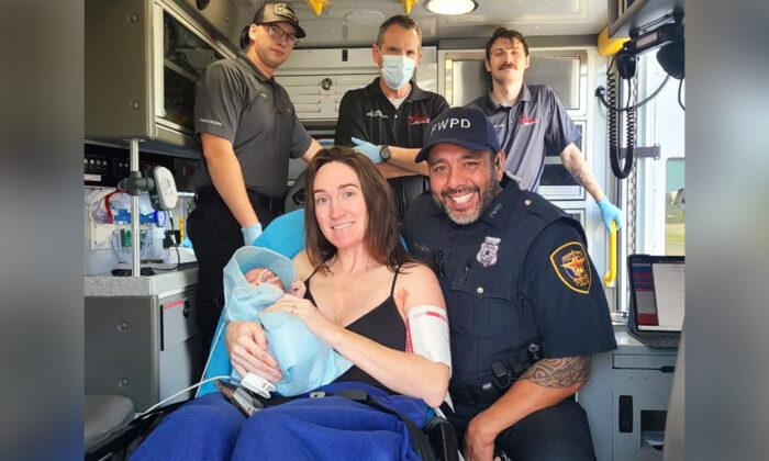 Texas Police Officer Helps Deliver Baby After Hearing Screams From Woman in Labor Outside Station