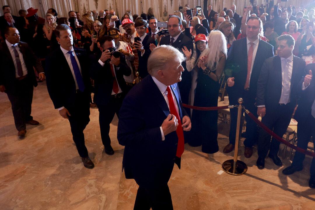 Legal Experts: Trump May Have Key Edge in Classified Documents Case