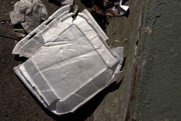 Used styrofoam containers are seen on the streets in Oakland, Calif., on Jan. 1, 2007. (David Paul Morris/Getty Images)
