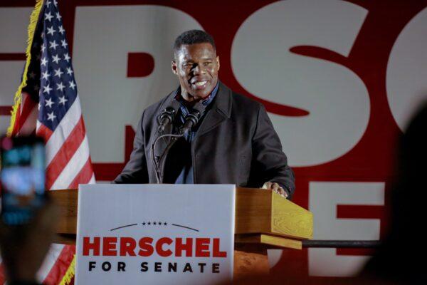 Herschel Walker speaks in Gainesville, Ga. on Nov. 17, 2022, as he campaigns against Raphael Warnock in the Senate runoff. (Photo courtesy of Justin Kane Photography.)