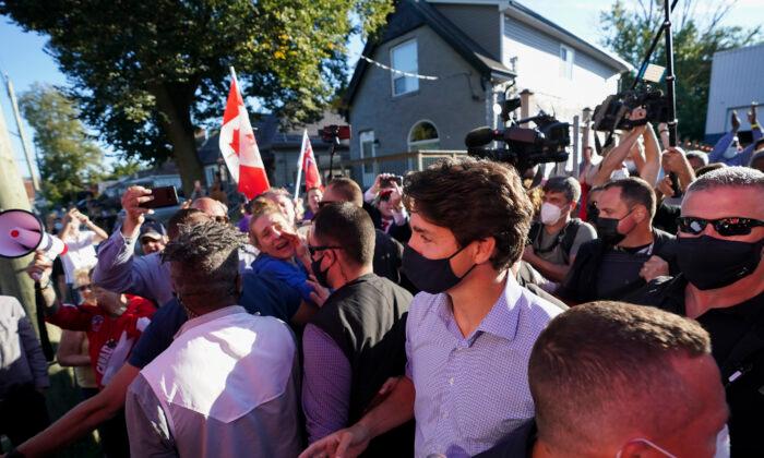 Trudeau Called to Testify in Court on Gravel-Throwing Incident During 2021 Campaign