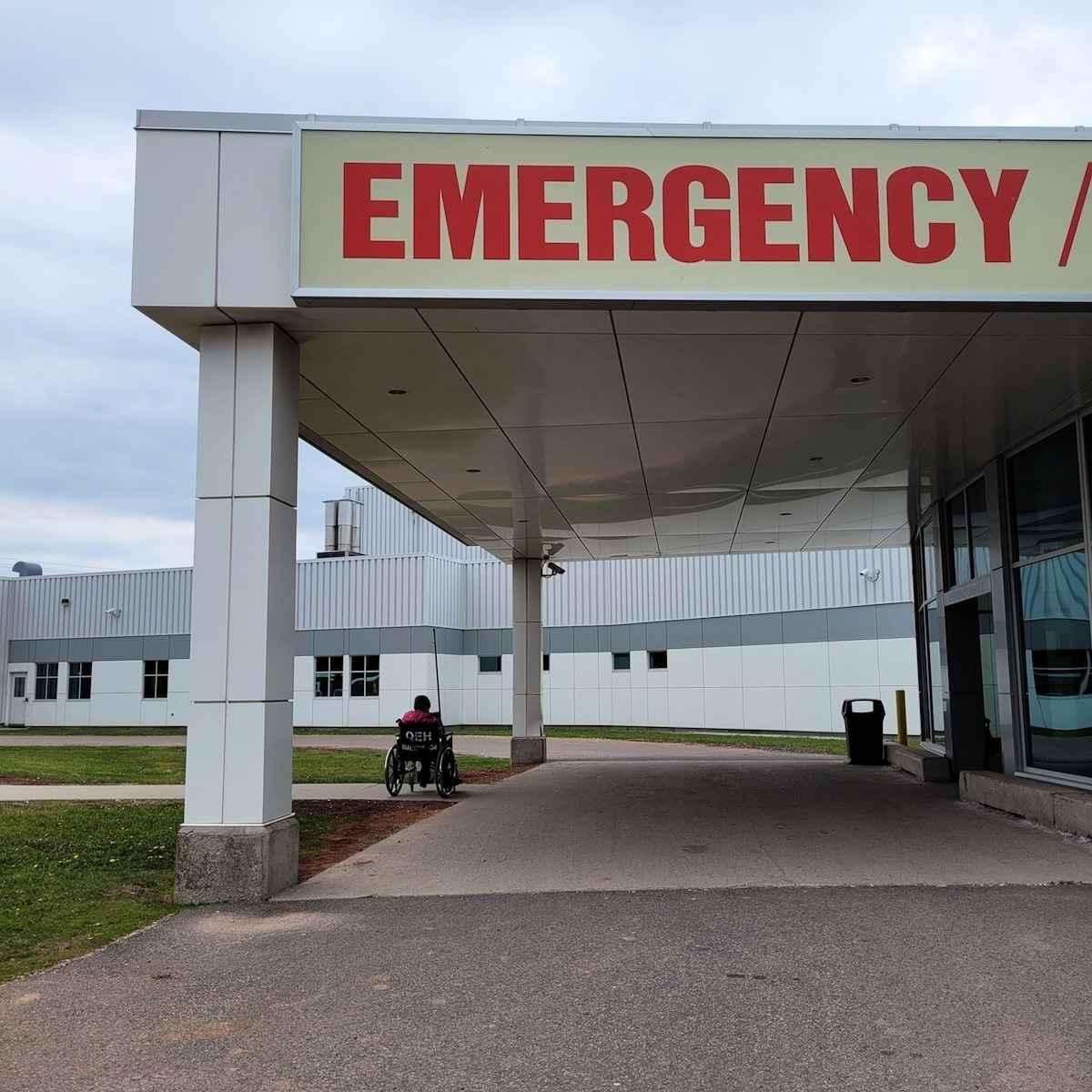 Celia encountered an accident at home on Prince Edward Island, Canada, in June. She headed to the emergency room as she had fractured her left arm at home. (Courtesy of Celia Cheng)