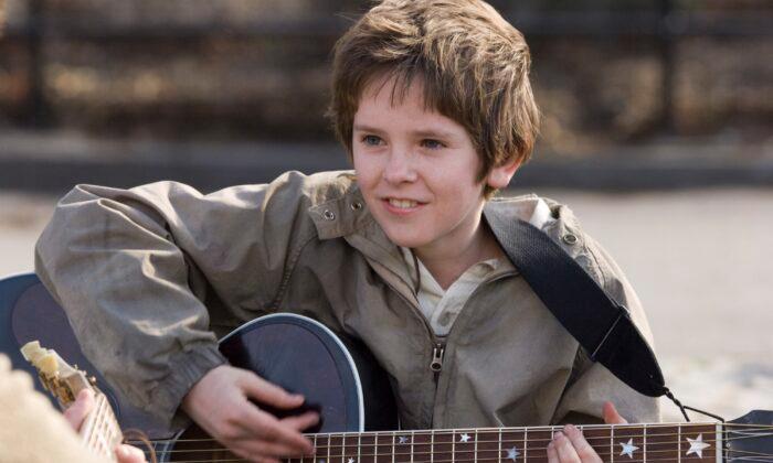 Popcorn and Inspiration: ‘August Rush’: Music as an Expression of Gratitude