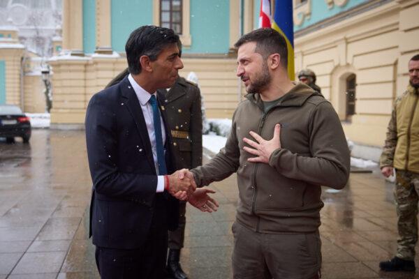 British Prime Minister Rishi Sunak (L) shaking hands with Ukraine President Volodymyr Zelenskyy in Kyiv, Ukraine, on Nov. 19, 2022. (Ukrainian Presidential Press Office/Handout via PA Media)