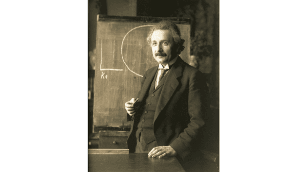 Albert Einstein during a lecture in Vienna in 1921, where he began to develop his theories. (Public Domain)